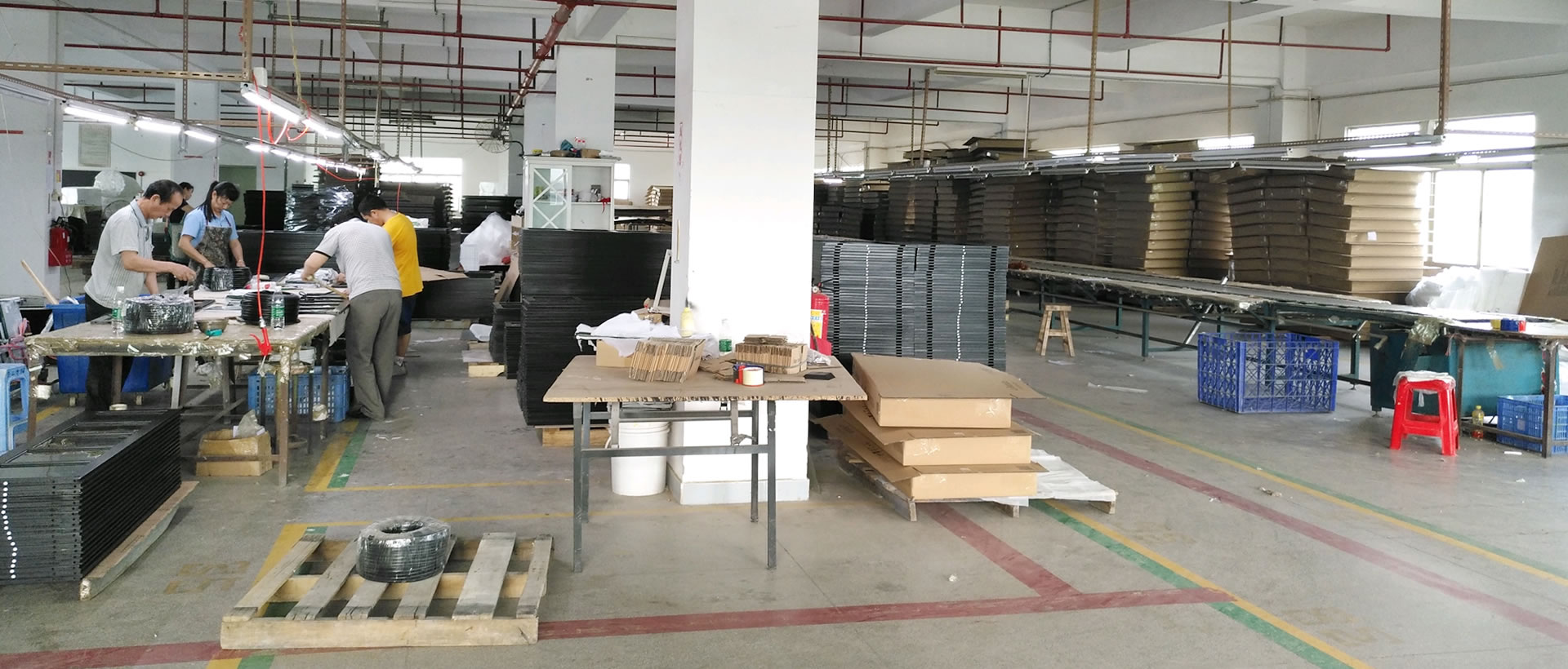 時(shí)尚輕奢家具生產(chǎn)